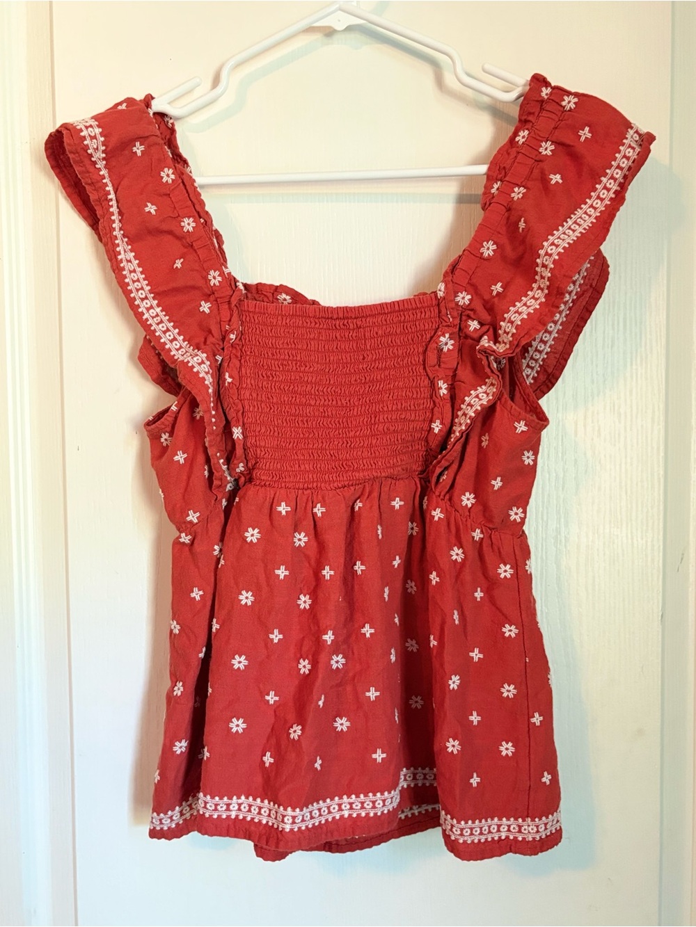 Old Navy Red Smocked Floral-Print Ruffle Tank